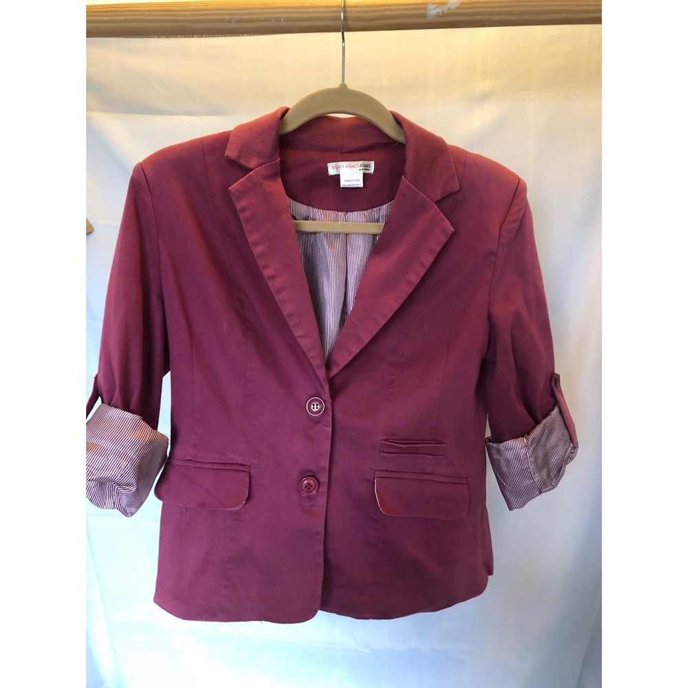 Maroon blazer